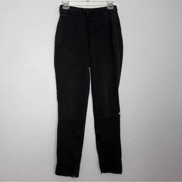 Adidas Black Performance Sweatpants Size Small Women’s Elastic and Drawstring - Picture 1 of 8